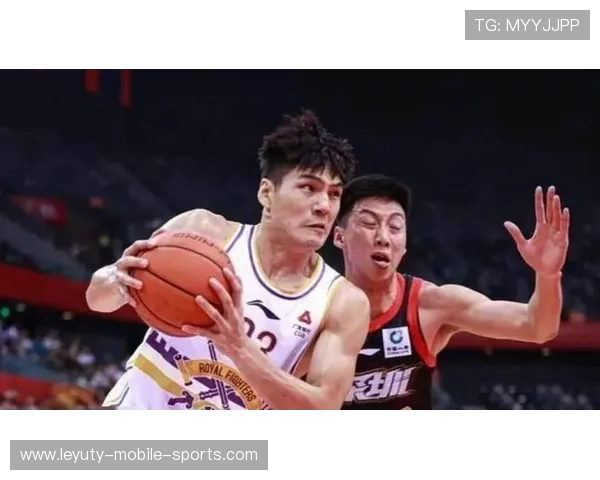 广东叫停陈国豪交易!北控索要国手级后卫遭杜锋强硬拒绝 广东叫停陈国豪交易!北控索要国手级后卫遭杜锋强硬拒绝